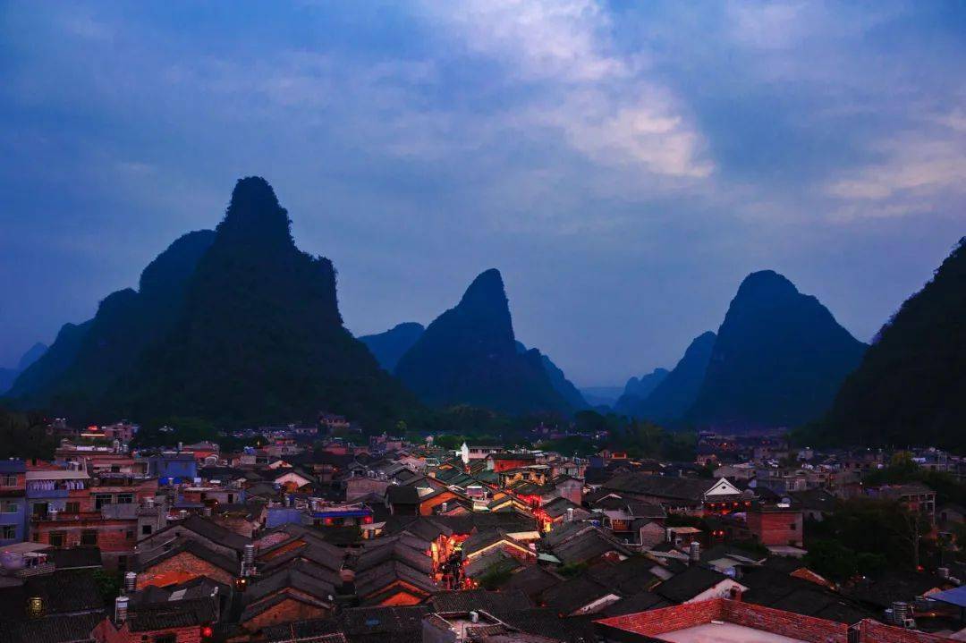 探寻广西之美，多彩风情与壮丽河山